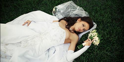 Ver uma rapariga, mulher ou conhecido num vestido de noiva num sonho - interpretações de vários sonâmbulos.
 7816