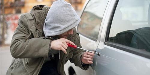 Num sonho, o carro foi roubado
 2627