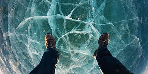 Andar sobre o gelo num sonho
 7181