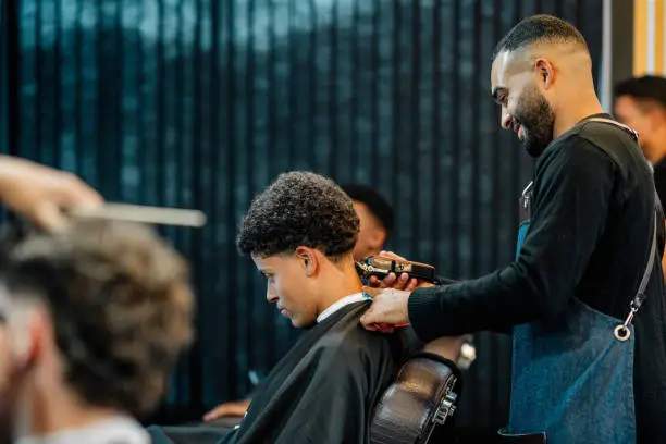 Interpretação de Sonhos sobre Barbearia