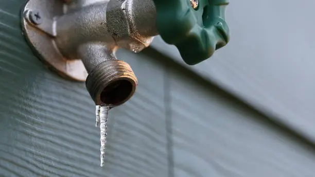 Interpretação dos Sonhos: O Frio como Símbolo e Mensagem