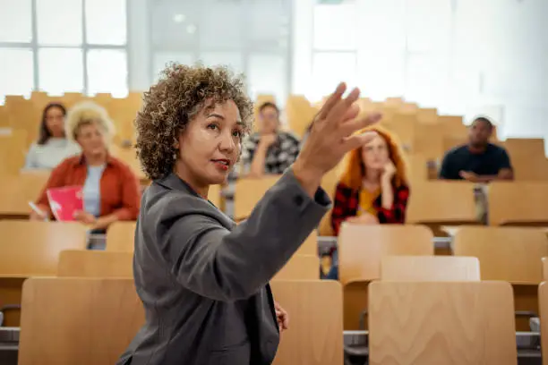 Interpretação de Sonhos sobre a Faculdade