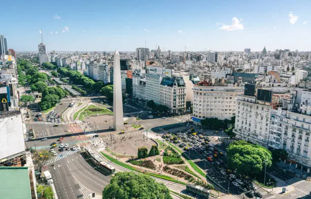 Interpretação de Sonhos com um Obelisco