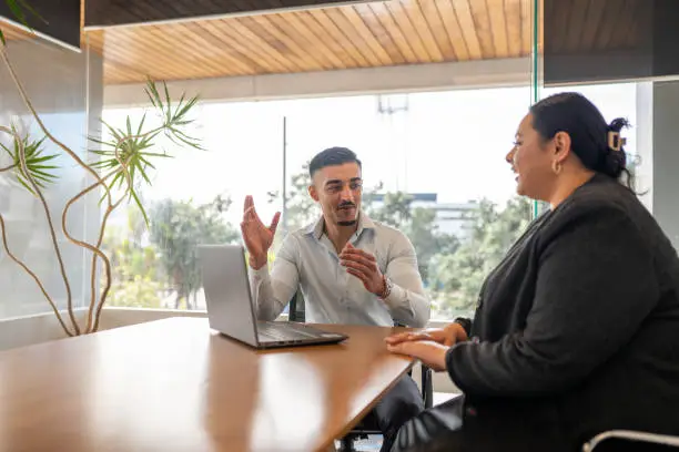 Interpretação de Sonhos: Um Olhar Através de Diversos Sonhadores